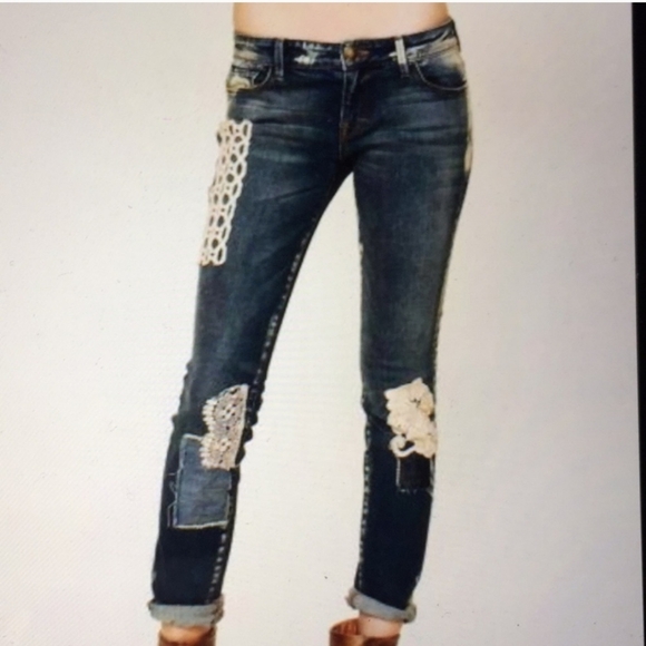 Free People Denim - Artisan De Luxe for Free People Patchwork Embroidered Jeans size 27